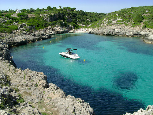 Cala Binidali, Minorca. Spiagge delle Baleari