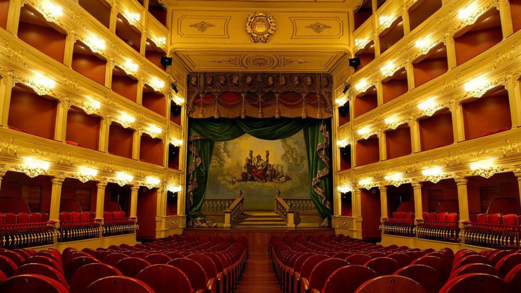 TEATRO DE MAHON