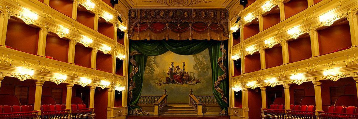 TEATRO DE MAHON