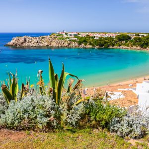 playa de arenal d'en castell menorca