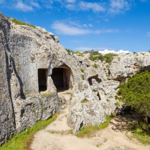 NECROPOLI CALA MORELL