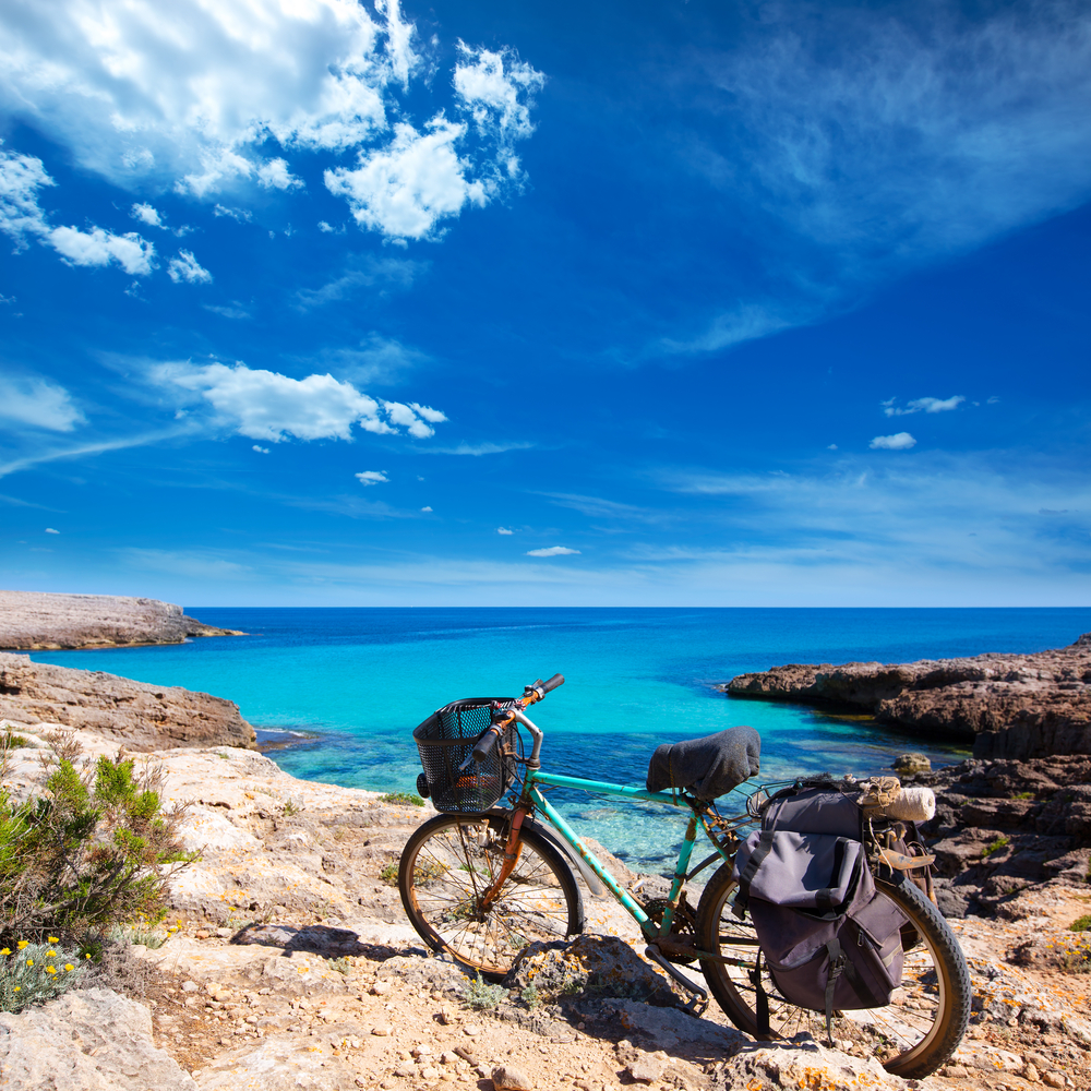 minorca spiagge in bici