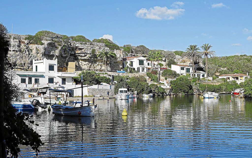 cala de sant esteve minorca