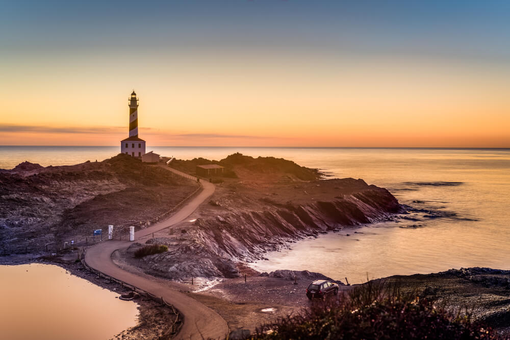 El faro de Favaritx y su puesta de sol