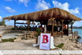 Il chiringuito Bucaneros a Binibeca è aperto anche la sera fino a mezzanotte