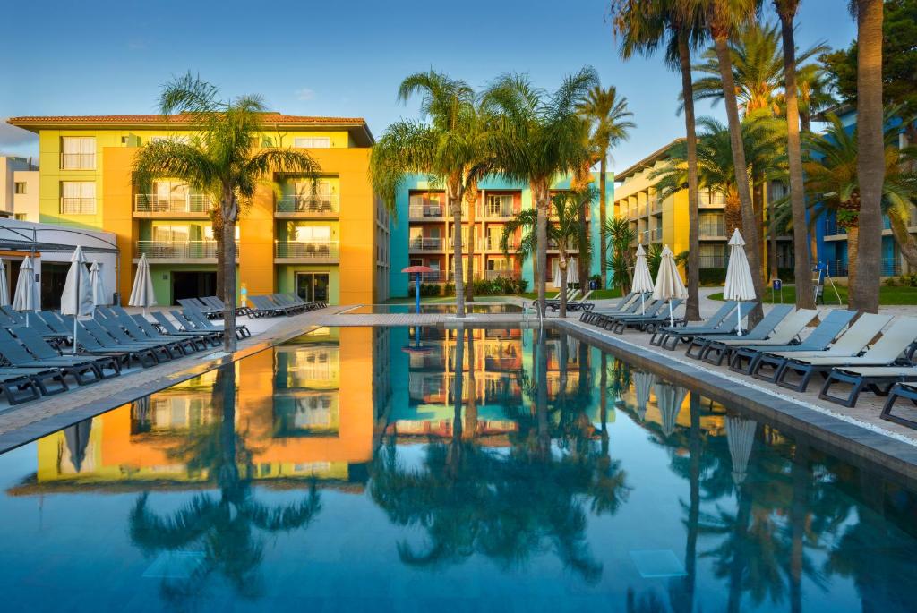 Set Hotels Adquiere El Hotel Occidental Menorca