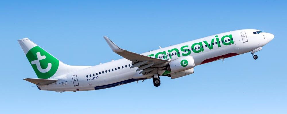 Un aereo della Transavia all'aeroporto di Parigi Orly (ORY) in Francia.