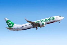 Un aereo della Transavia all'aeroporto di Parigi Orly (ORY) in Francia.