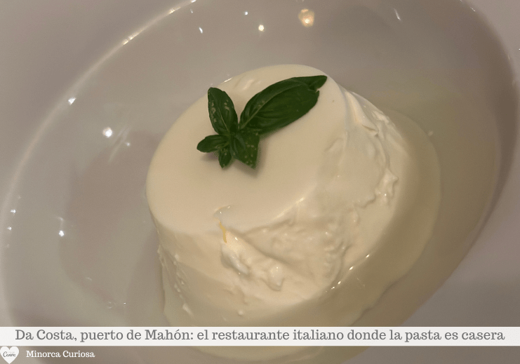 Panna cotta aromatizada con albahaca, Restaurante da Costa, Menorca