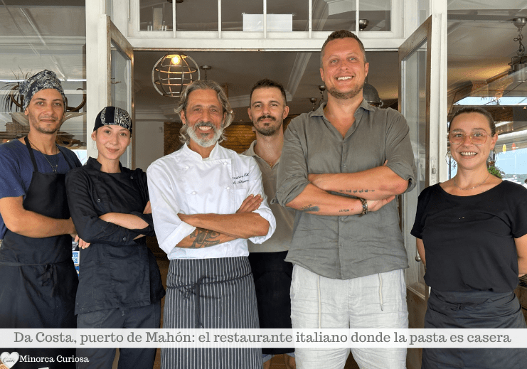 Staff del restaurante Da Costa - El placer de compartir, número 295 del Moll de Llevant, Puerto de Mahón