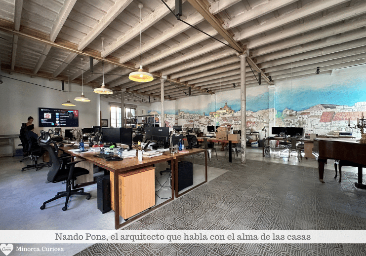 ARU Arquitectura, Mahon, Menorca es la antigua fábrica de zapatos del señor Cachot -también de 1920 y diseñada por el arquitecto Francesc Femenías y Fábregas.