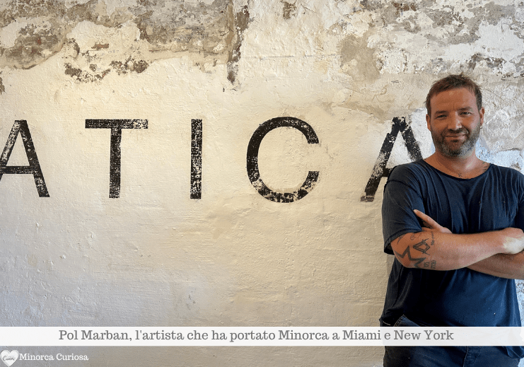 Pol Marban nella sua galleria, Atica, aperta tutto l'anno anche ad altri artisti