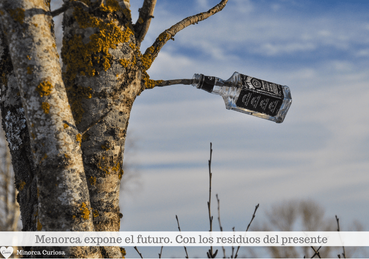 El vidrio es un material 100% reciclable e infinito que nunca pierde sus propiedades ni su calidad original durante el proceso.