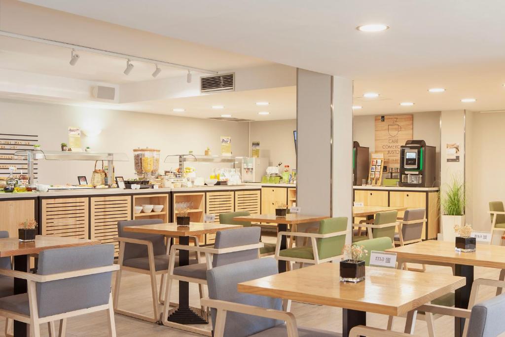 Artiem Capri4