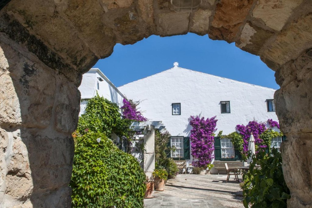 Hotel Rural Biniarroca2