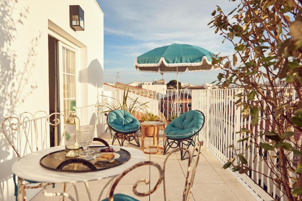 Cristine Bedfor Mahon Boutique Hotel3