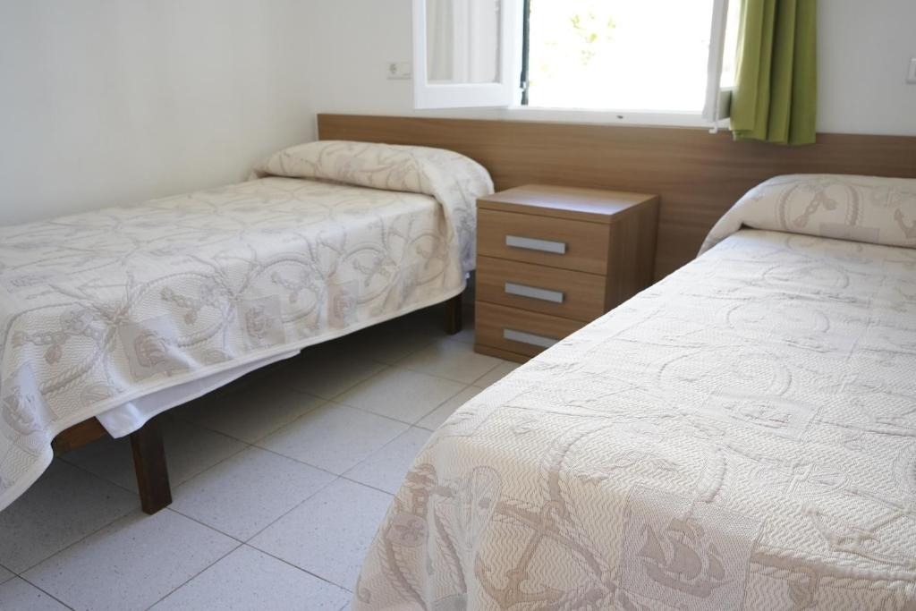 Apartamentos Playa Calan Blanes3