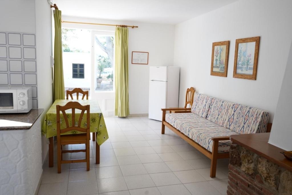 Apartamentos Playa Calan Blanes4