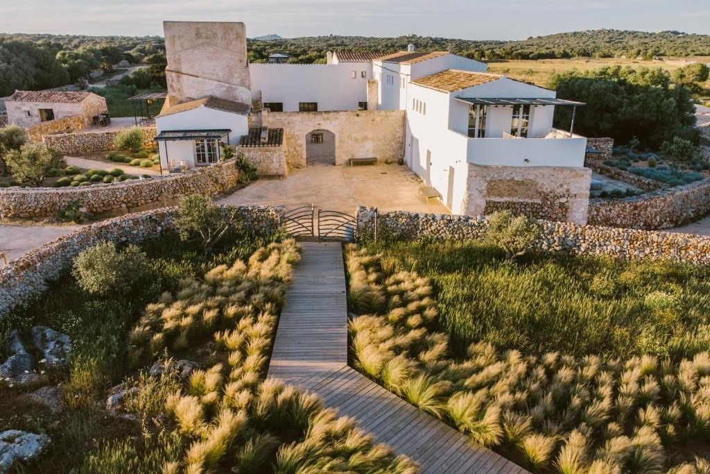 Torre Vella – Fontenille Collection